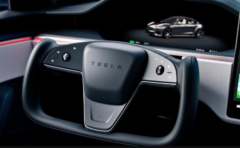 Тесла укинува два модела