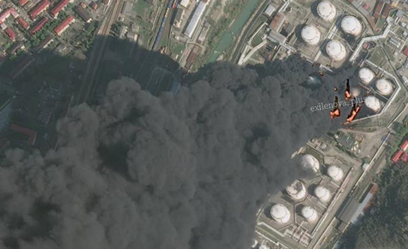 Голем пожар на нафтен терминал во рускиот регион Краснодар (ВИДЕО)