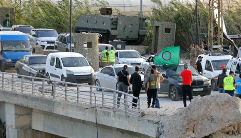 Либанската војска ги обновува оштетените патишта и мостови, кои го отсекоа југот на земјата