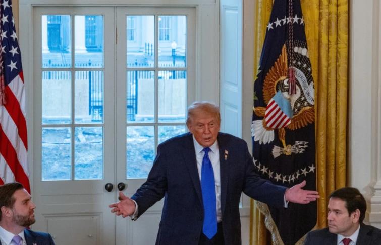 Си-Ен-Ен: Трамп станува сѐ понетрпелив поради начинот на кој Иран ги води преговорите