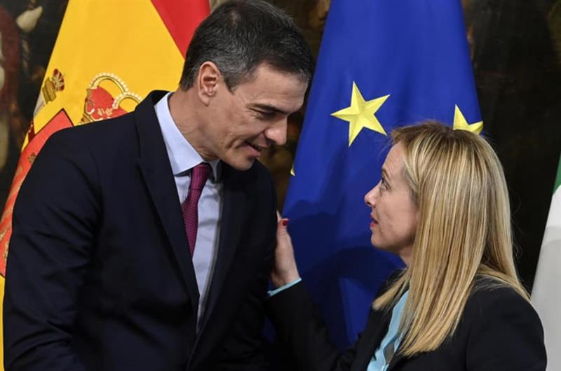 Италија и Германија со поддршка за Шпанија по објавата на планот на Пентагон
