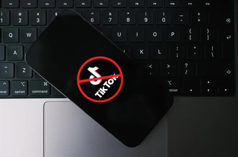 Русија не простува: „TikTok“ и „Pinterest“ се соочуваат со високи казни за забранета содржина