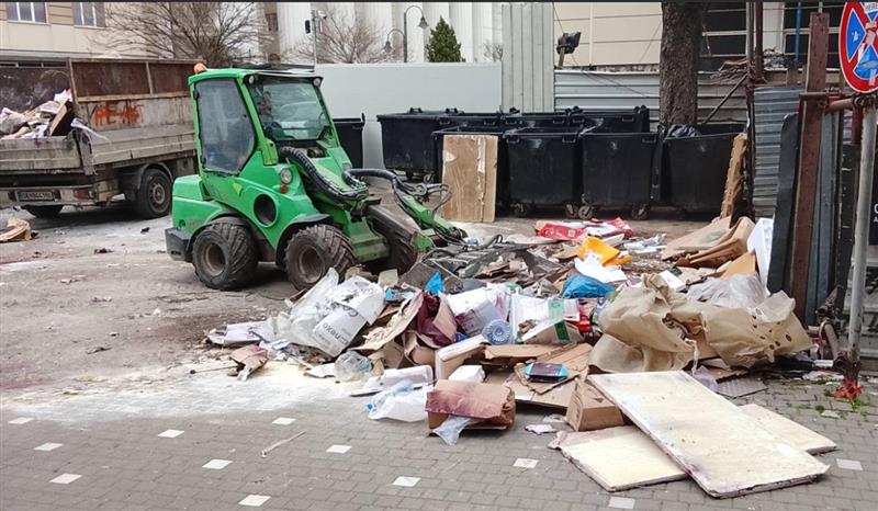 ЈП Комунална хигиена-Скопје отстрани 620 кубни метри отпад од диви депонии 