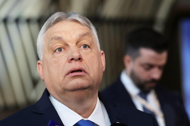 Откако изгуби на изборите, Орбан понуди оставка на лидерската позиција на партијата