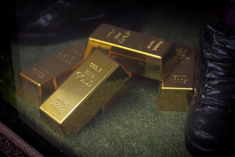 Кинезите ископале рекордна количина злато во Србија, продадено е на еден купувач