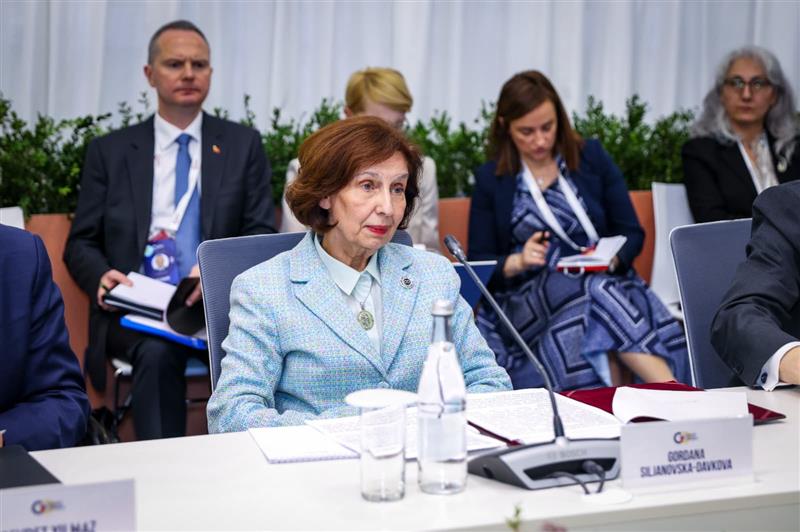 Сиљановска-Давкова на Самитот во Ереван: Енергетската и инфраструктурната поврзаност се клуч за стабилна и безбедна Европа