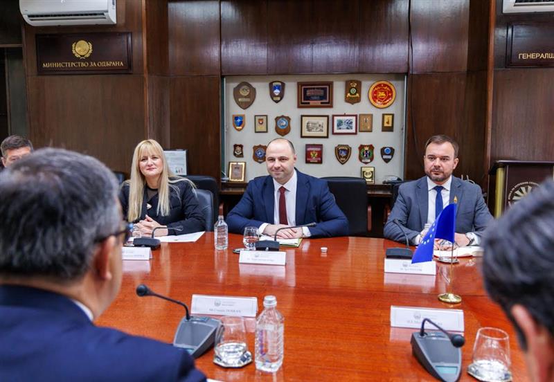 Мисајловски од средбата со претставници од Европската служба за надворешни работи