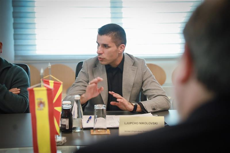 Екс министерот Љупчо Николовски повикан на разговор во полиција – тврди дека случајот е монтиран 