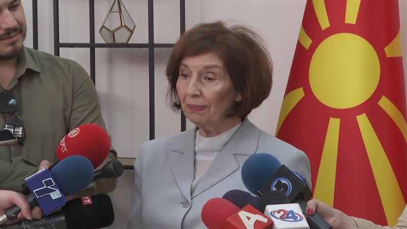 Претседателката Сиљановска Давкова тврди дека нејзиниот став за Преспанскиот договор е непроменет