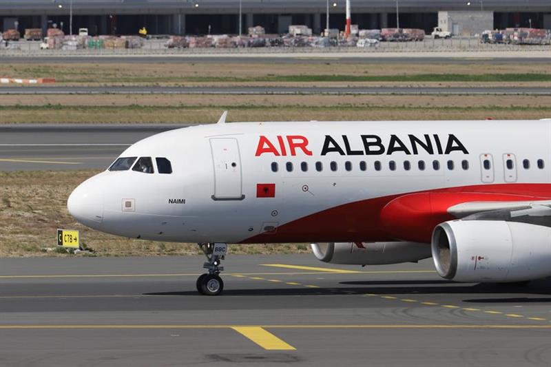 Поранешен авион на Ер Албанија заврши во Русија со руска регистрација и покрај санкциите 