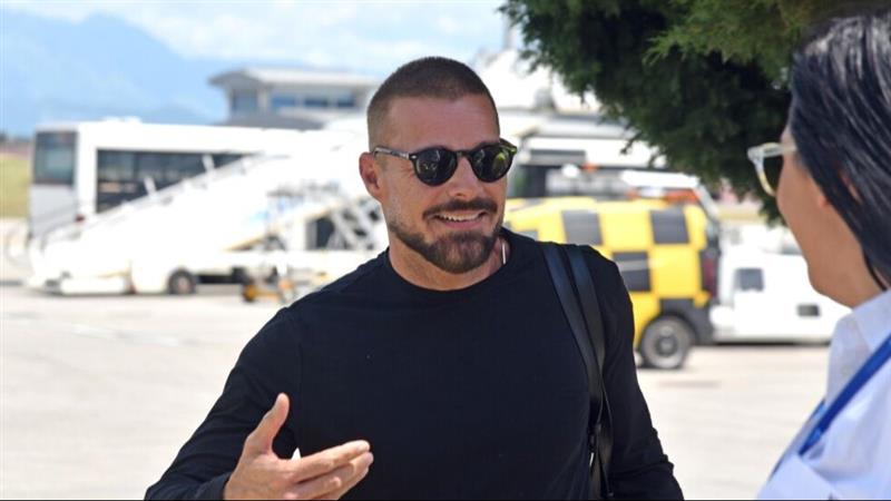 Фрлен солзавец на концертот на Рики Мартин во Подгорица