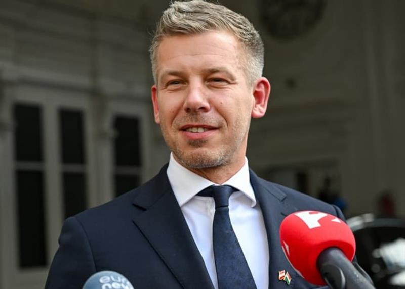 Петер Маѓар разговарал со Урсула фон дер Лајен, па најави договор за европските пари 