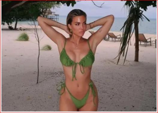 Фото: Вереницата на фудбалска ѕвезда со секси фотки ги воодушеви фановите 