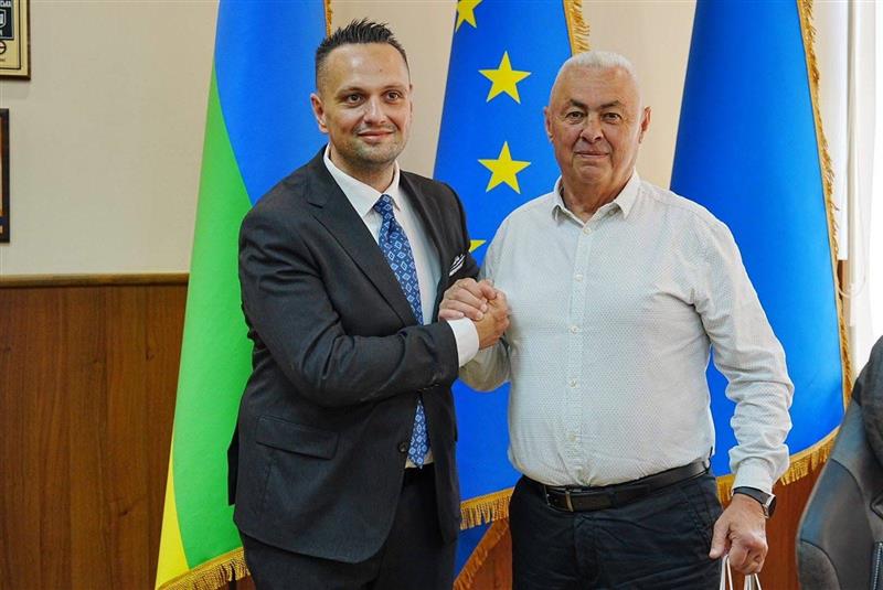 Градоначалникот Сашко Митовски во посета на Перечин: Потпишан Меморандум за соработка