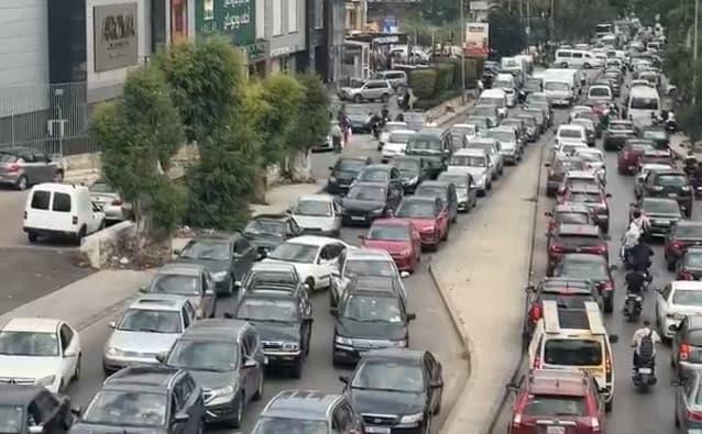 Хаос на улиците на Бејрут- илјадници луѓе панично бегаат пред најавените израелски напади (ВИДЕО)