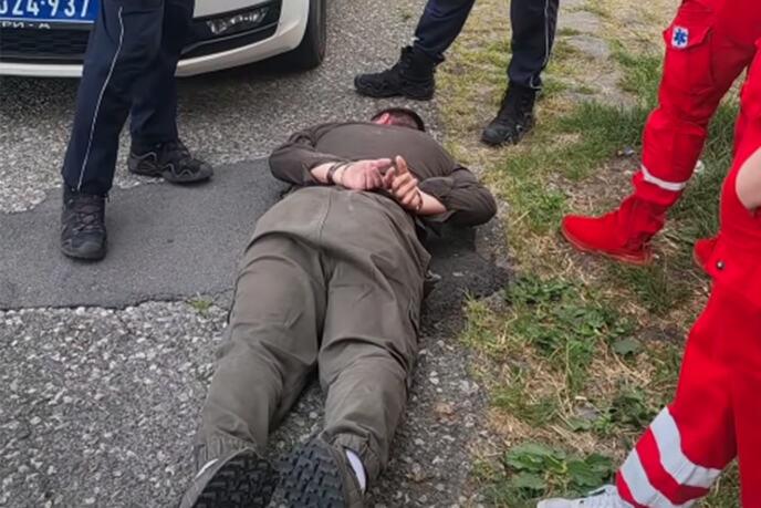 „Убив човек со секира“! 26 годишно момче во полиција во Белград пријавило убиство