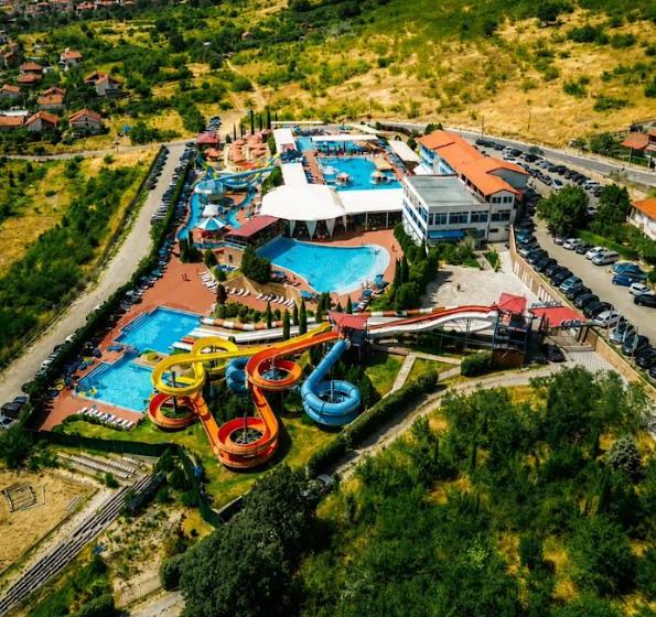 Aqua Park Пробиштип ја отвори 15 сезона 