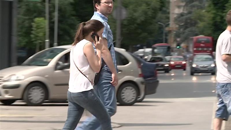 ЕУ ги одобри преговорите за укинување на роамингот со Западен Балкан