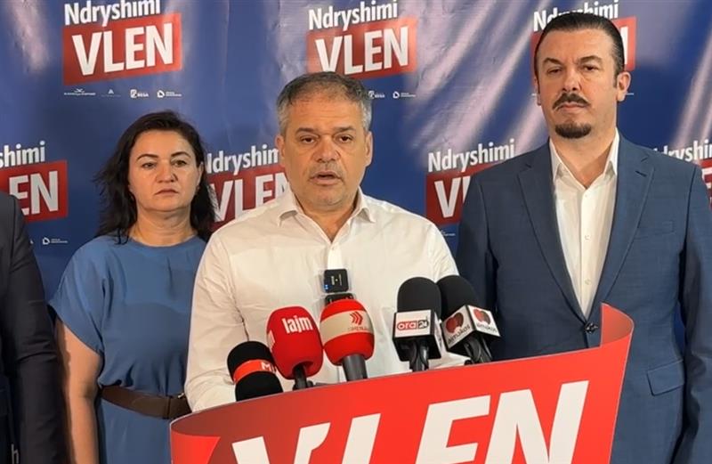 ВЛЕН: Официјализирањето на српскиот јазик во Куманово го носи печатот на ДУИ