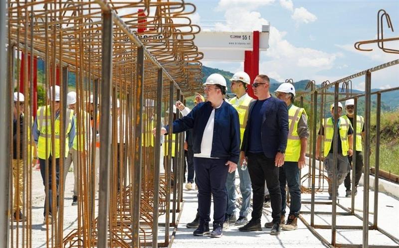 Николоски: Интензивно се гради пругата Скопје-Софија, со 29 мостови и 15 тунели втората делница е градежен и инженерски подвиг