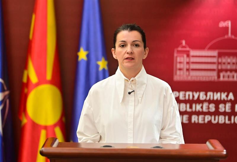 Костадиновска-Стојчевска: СДСМ предлага воведување на државните награди „Блаже Конески“ и „Ремзи Несими“