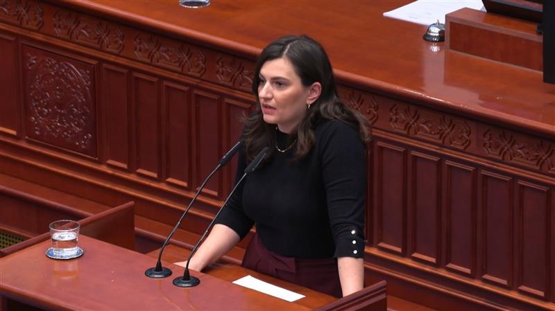 Зајкова: Доста со „шурење“ на граѓаните – во државава мора да има социјална одговорност