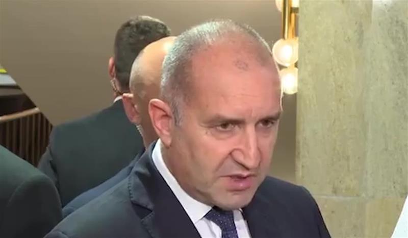 Радев одбива средба со Мицкоски, смета дека немале што повеќе да си кажат 