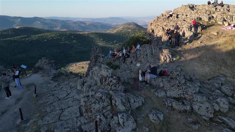 Магично утро во археолошкиот локалитет Кокино