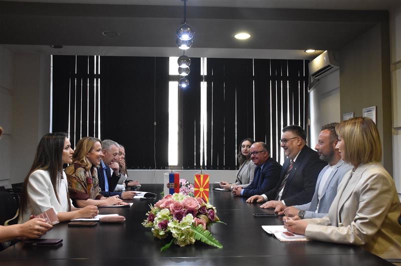 Минчев и Пауновиќ разговараа за нови чекори во спроведувањето на Меморандумот за соработка