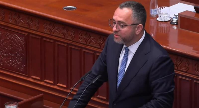 Не помина интерпелацијата за министерот Панче Тошковски