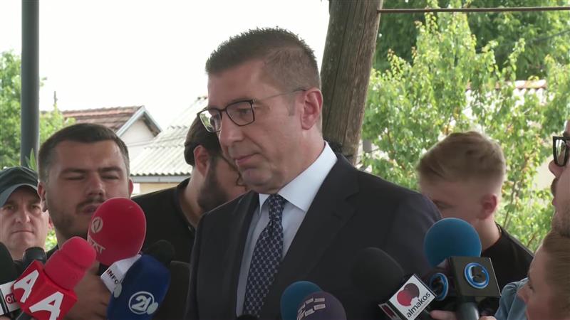 Мицкоски во општина Кисела Вода на увид во градежните активности на проектите од унгарскиот кредит