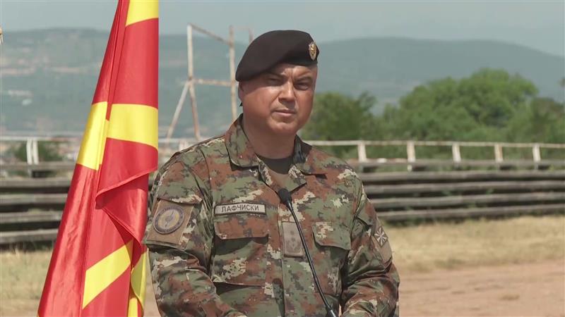 Командантот на НАТО за Европа Гринкевич во Скопје: Средби и посета на касарната „Илинден“