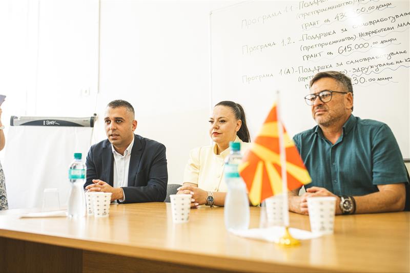 Ристески: Голем интерес за грантовите за отворање на сопствен бизнис во Пелагонискиот регион
