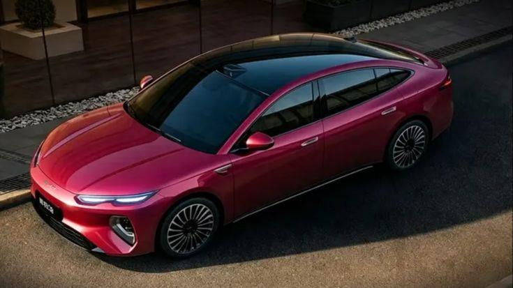 Новата кинеска лимузина го собори рекордот: речиси 65.000 нарачки пристигнаа за само 30 часа