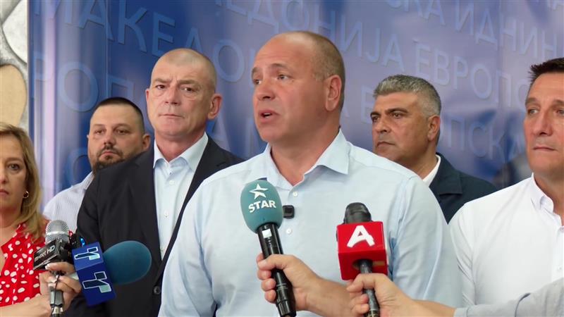 Димитриевски за Изборниот законик: Подобро е да донесете нешто отколку ништо