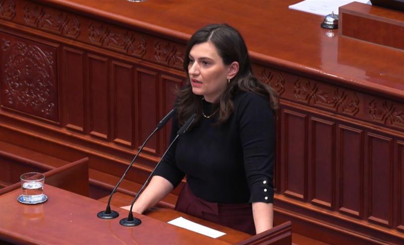 Зајкова од Собранието: Доста со ПР-театар, да ги спасиме првите 4 милиони евра на граѓаните!