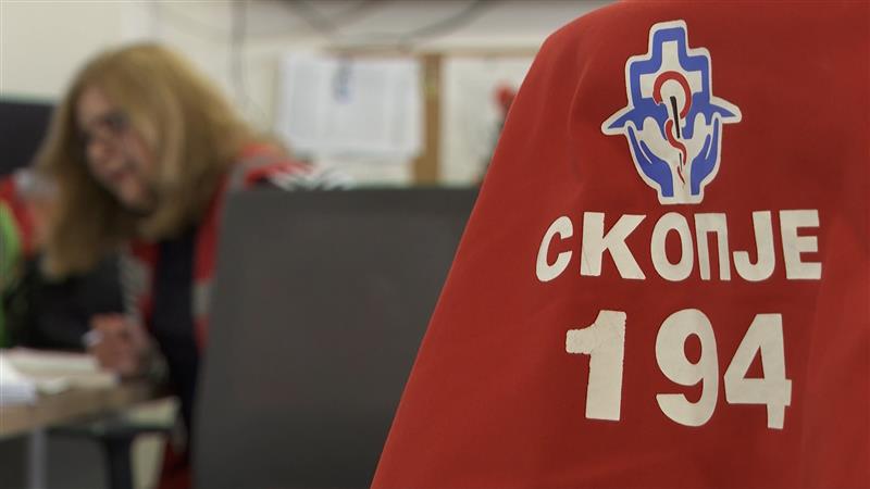 За 24 часа 7 колапси на јавно место, граѓаните често губат свест во автобус или на постојка