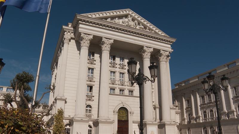 Владата ја продолжи кризната состојба со нафтата до 20 октомври