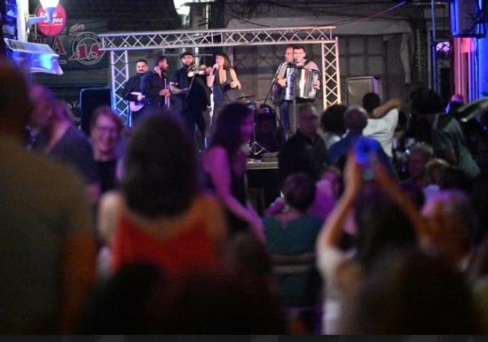 „Skopje Via“ ја разигра и распеа Старата битолска чаршија во рамките на 20.јубилеен „Локум Фест – Музика и традиција“