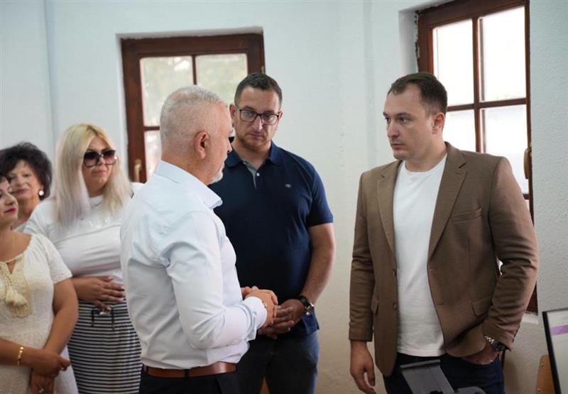 Андоновски: Со шеснаесеттиот центар за е-услуги во Крушево ги доближуваме услугите до секој граѓанин