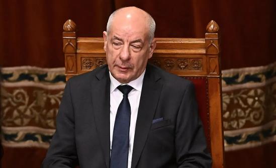 Унгарскиот претседател ја потпиша својата смена