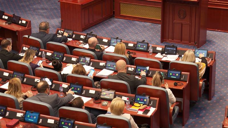 Рокот за носење на измените на Изборниот законик истече, партиите меѓусебно се обвинуваат за блокада на процесот