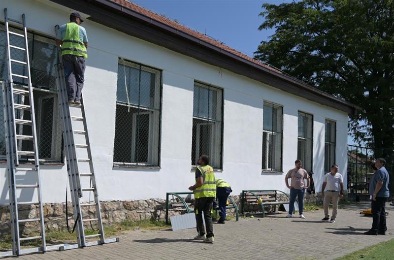 Општина Илинден: Се реновира Домот на култура во н.м Кадино