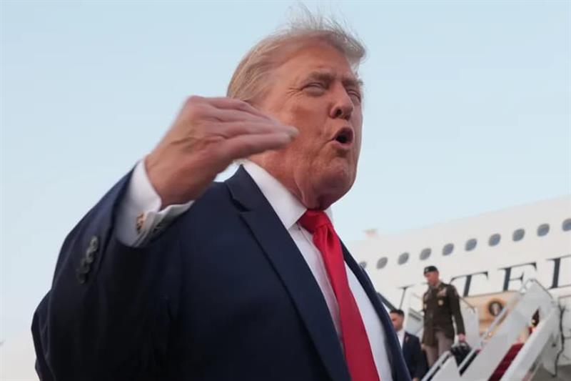 Спречен е обид за атентат врз Трамп- уапсен е тиктокер, ФБИ со вознемирувачки детали (ВИДЕО)