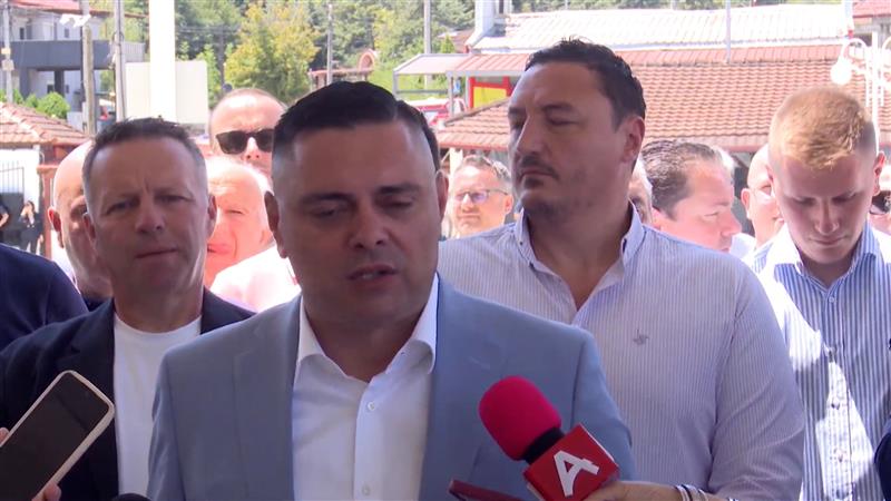 Отворен целосно реконструираниот градски базен во Кавадарци