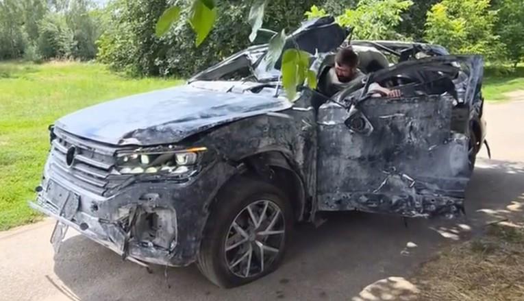 Уништен Туарег од Украина и натаму вози (ВИДЕО)