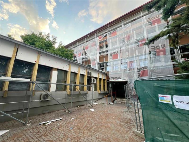 Преку Министерство за финансии се реконструира Поликлиниката „Идадија“