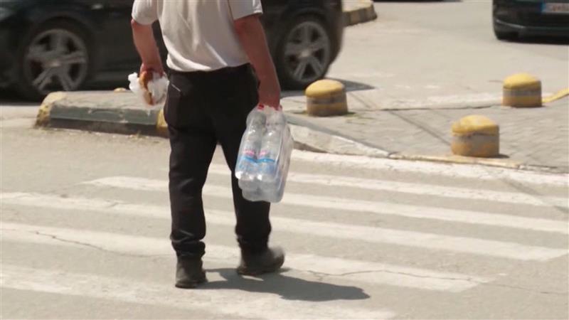 Партиски препукувања за загадената вода во Гостивар