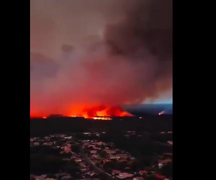 Пожарот сè уште е на 15 километри од Бордо