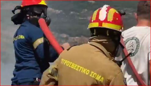 Видео: Драма во близина на Атина: Огнот голта куќи и шуми 